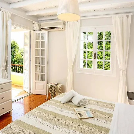 Avgusta Villa *